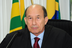 Carlos Escher
