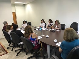 Reunião no fórum cível