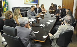 27-11-reuniaoescolas