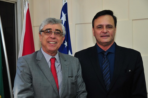 Presidente do TJGO recebe visita do novo desembargador do Poder Judiciário  - Copia