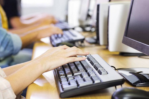 alx pessoas-usando-computador-20141123-03 original-e1469024802688