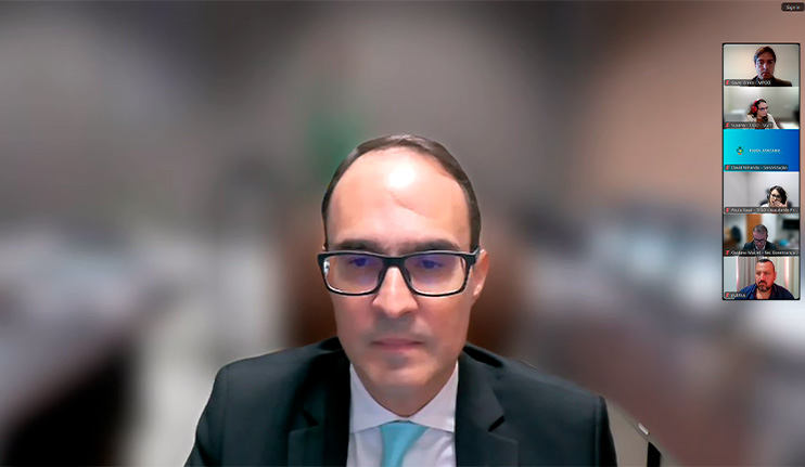 Dr. Gustavo Assis