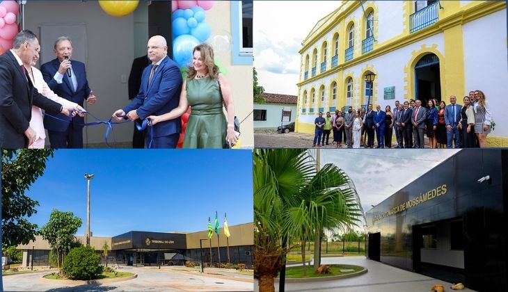 Imagem em formato de mosaico com quatro fotografias relacionadas ao Poder Judiciário de Goiás.  No canto superior esquerdo, vê-se a fachada moderna de um prédio do Judiciário, com grande estrutura de vidro espelhado, refletindo o céu azul com nuvens. Na parte superior da edificação há uma placa institucional identificando a unidade judicial.  No canto superior direito, há uma foto de um grupo numeroso de pessoas — homens e mulheres — alinhadas lado a lado em um ambiente interno, semelhante a um auditório ou plenário. Todos estão vestidos de forma social ou formal, alguns de terno e outros com roupas profissionais, posando para uma foto oficial.  No canto inferior esquerdo, aparece um prédio histórico de arquitetura colonial, pintado em branco e amarelo, com janelas azuis. Em frente à construção, um grupo de pessoas posa para foto ao ar livre, em um pátio de pedra, também vestidas de maneira formal.  No canto inferior direito, a imagem mostra um momento de descerramento de placa em ambiente interno. Quatro pessoas estão em destaque, segurando fitas e sorrindo, ao lado de uma placa fixada na parede com a identificação do “Poder Judiciário”, indicando a inauguração ou oficialização de um espaço institucional.