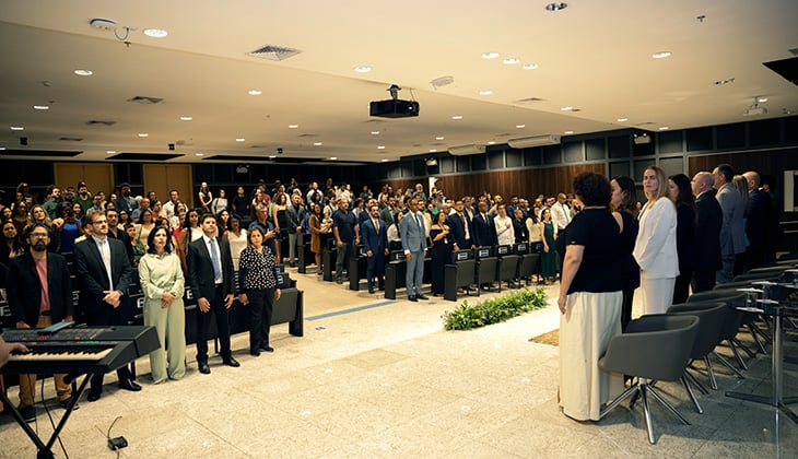 Tribunal de Justiça do Estado de Goiás - Presidente do TJGO empossa 34 ...