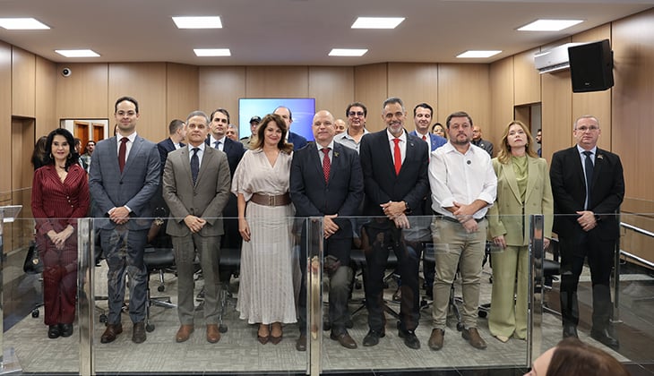 Leandro Crispim entrega fórum de Buriti Alegre revitalizado e moderno, além do Cantinho da Primeira Infância; iniciativa é a 58ª obra da atual gestão