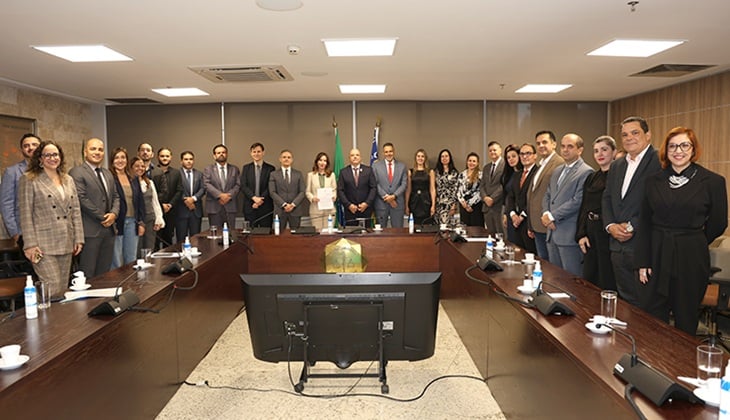 TJGO e MPGO fortalecem rede de proteção com assinatura de termo de adesão à Central de Atendimento à Pessoa Idosa