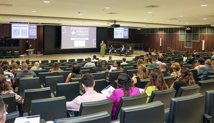 Especialistas nacionais ministram oficinas sobre temas estratégicos da judicialização da saúde; atividades integram o Fonajus Itinerante em Goiás