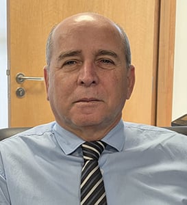 Dr. Fernando César Rodrigues Salgado