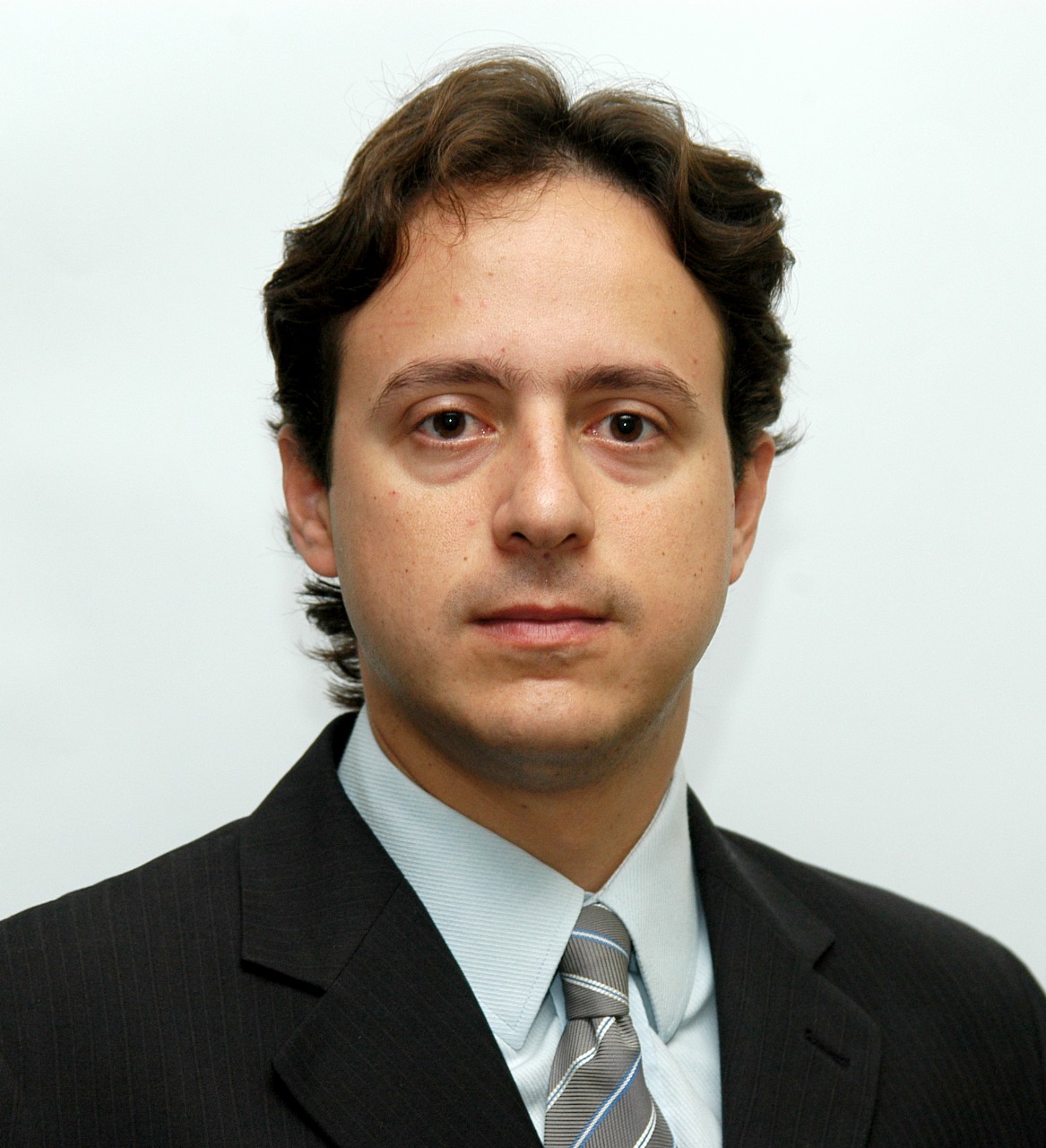 Dr. Lucas Siqueira