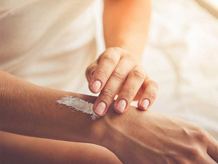 732x549 THUMBNAIL Best Moisturizers for Dry Skin