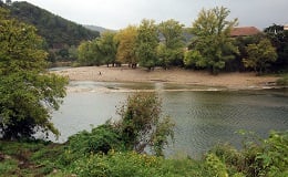 landscape-outdoor-rain-lake-river-pond-168704-pxhere.com