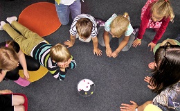 play-color-child-children-fun-happy-1331154-pxhere.com